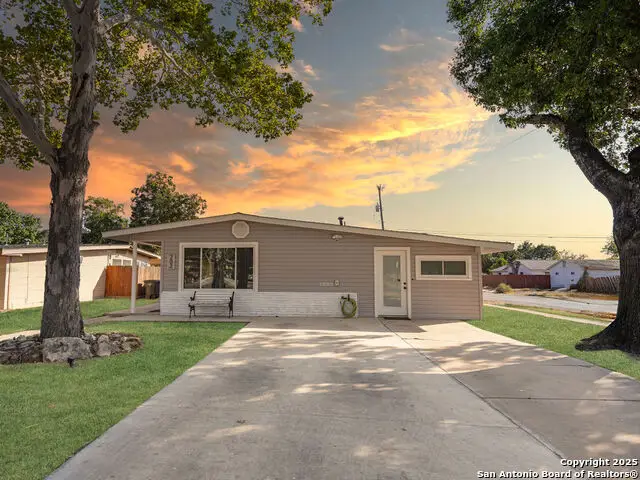 202 E Formosa Blvd, San Antonio, TX 78221 - Image #2