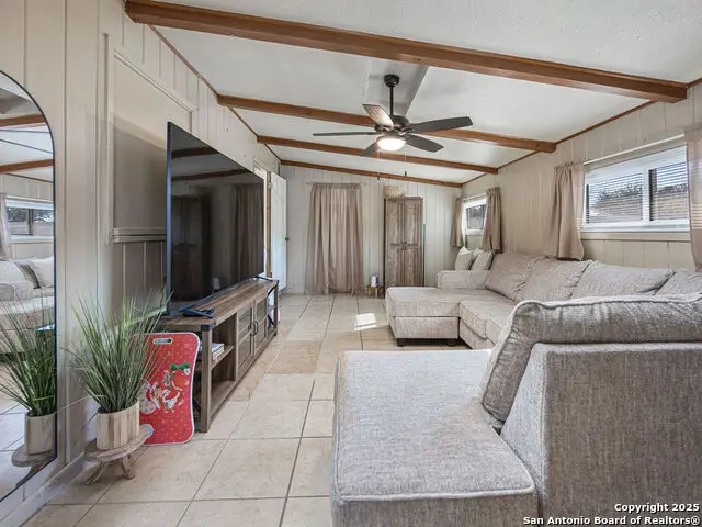 202 E Formosa Blvd, San Antonio, TX 78221 - Image #3