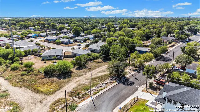 318 41st, San Antonio, TX 78237 - Image #1