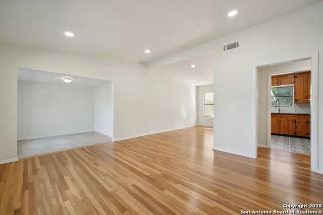 407 Haverford Drive, San Antonio, TX 78217 - Image #2