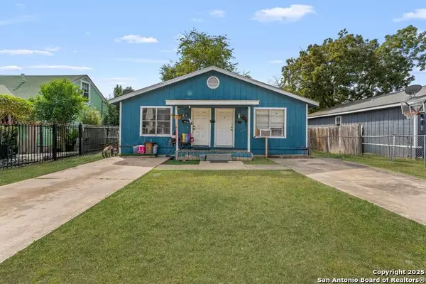 1626 Santa Anna, San Antonio, TX 78201