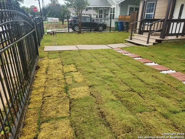 253 SW Carroll Ave, San Antonio, TX 78225 - Image #2