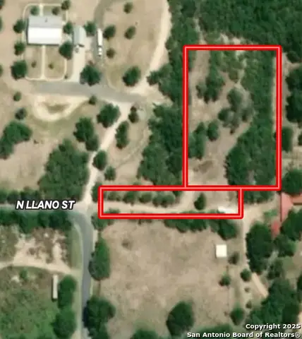 402 N Llano St., Junction, TX 76849 - Image #2