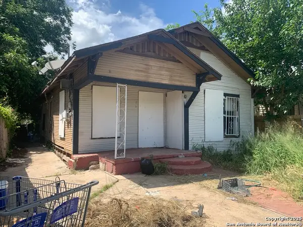 405 Frio City Road, San Antonio, TX 78207