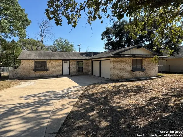 106 Woodview, Live Oak, TX 78233 - Image #3