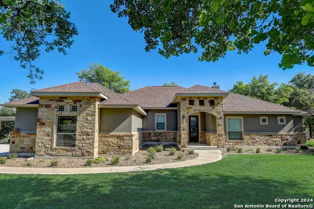 315 Cibolo Ridge Dr, La Vernia, TX 78121 - Image #2