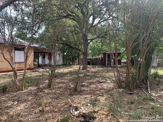 208 Mercedes, San Antonio, TX 78207 - Image #2