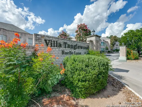 112 Ruelle Lane #112, San Antonio, TX 78209