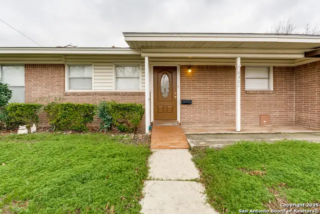 4302 Waikiki Dr, San Antonio, TX 78218 - Image #1
