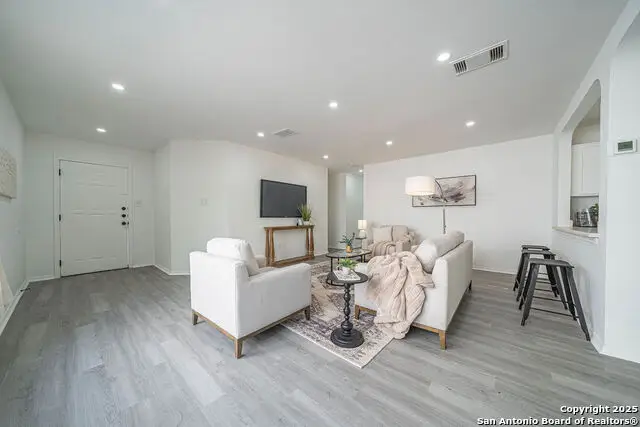 8039 Cantura Mills, Converse, TX 78109 - Image #3