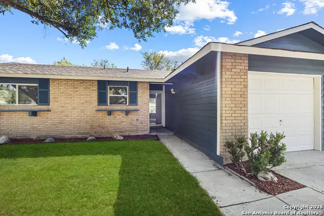 5122 Binz Engleman Rd, Kirby, TX 78219 - Image #2