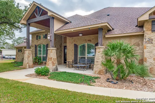 109 Bobcat Bend, La Vernia, TX 78121 - Image #3