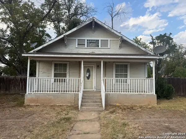 1902 22nd, Hondo, TX 78861