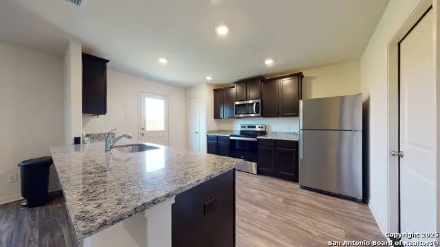 10927 Chatham, Converse, TX 78109 - Image #2