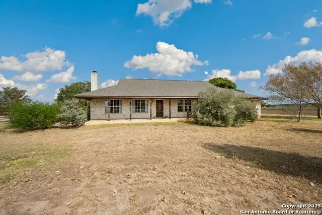 250 County Road 474, Castroville, TX 78009 - Image #2