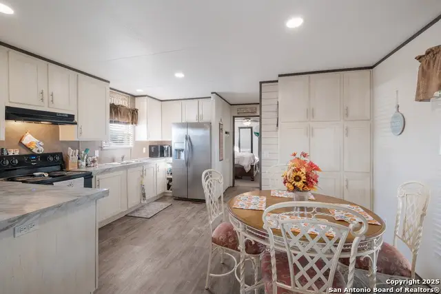 55 Gallinas Creek, Pleasanton, TX 78064 - Image #3