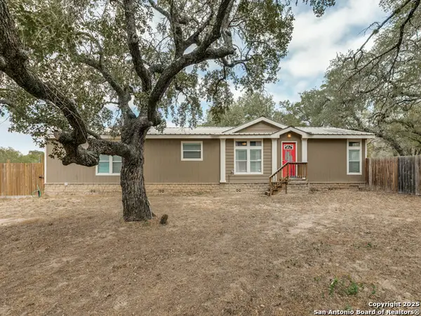 5107 Savannah Woods, Von Ormy, TX 78073