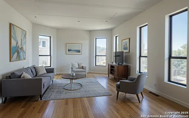 1234 S Saint Marys, San Antonio, TX 78210 - Image #3