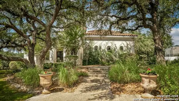 7 E Park Mountain, San Antonio, TX 78255