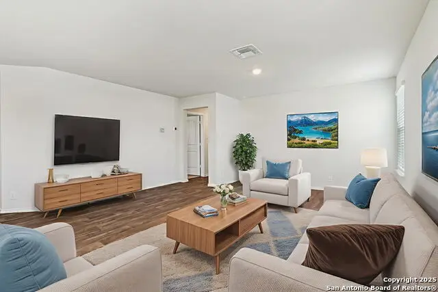 5527 Rosillo Hl, San Antonio, TX 78222 - Image #3