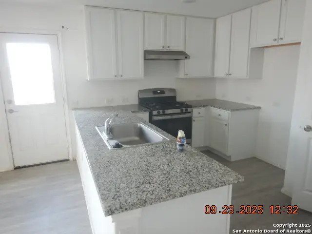 711 Cook Bend, San Antonio, TX 78221 - Image #3