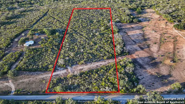 00 W King Lane, Tuleta, TX 78162 - #1