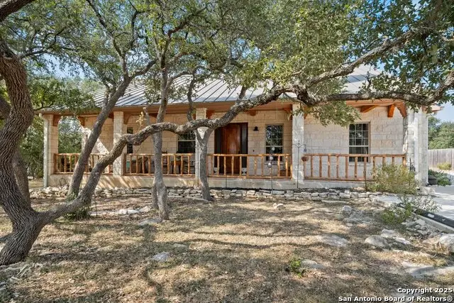 547 Suncrest, New Braunfels, TX 78132 - Image #2
