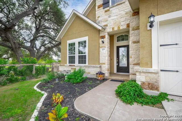 8511 Ivy Curl, Schertz, TX 78154 - Image #2