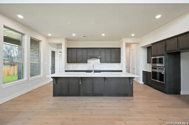 237 Lacey Oak, Castroville, TX 78009 - #2