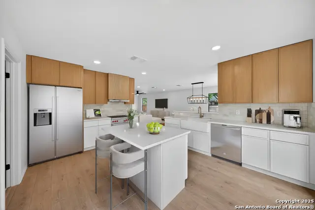 12110 Branding Point, Helotes, TX 78023 - Image #2