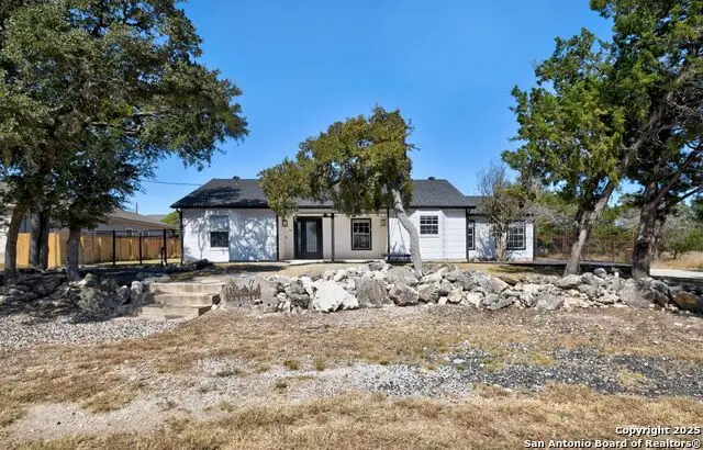 1265 Bob White, Spring Branch, TX 78070 - Image #2