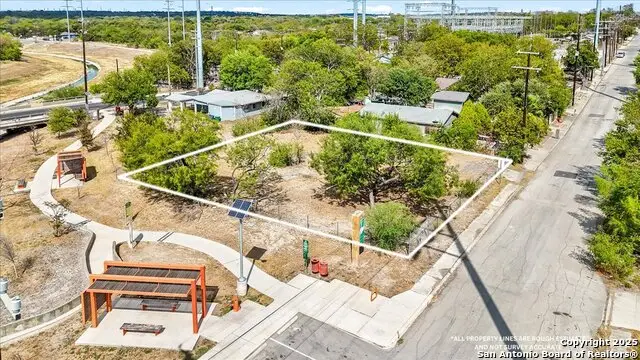 331 N San Ignacio, San Antonio, TX 78237 - Image #1