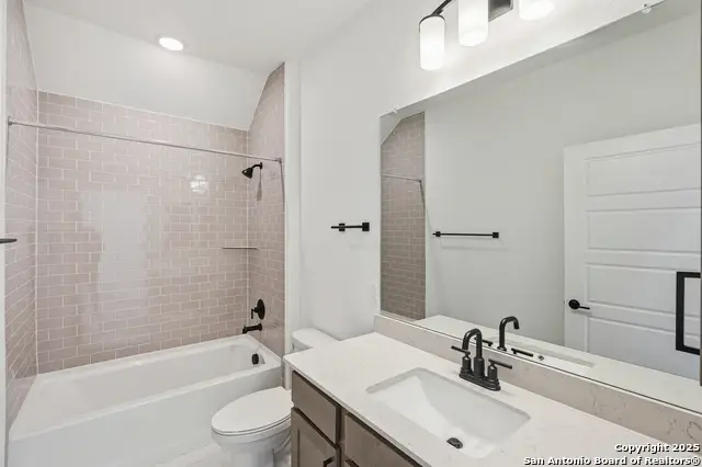 11351 Lone Ranger, San Antonio, TX 78254 - Image #2