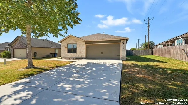 2490 Lonesome Creek, New Braunfels, TX 78130 - Image #3
