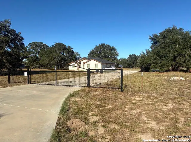 3992 Fm 1784, Pleasanton, TX 78064 - Image #1