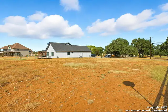 20 Tawny Oak, Bandera, TX 78003 - Image #2