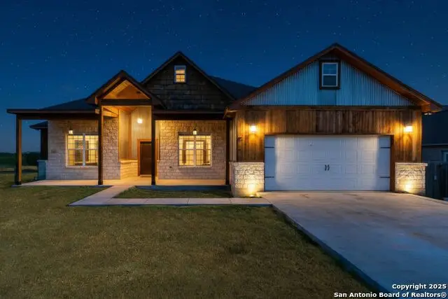 2211 Geneva, Castroville, TX 78009 - Image #1