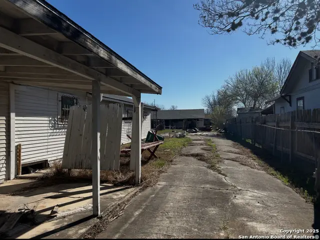 916 SW 39th, San Antonio, TX 78237 - Image #3