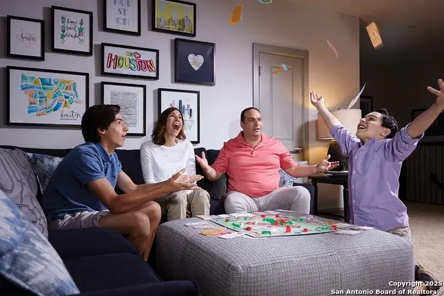 9933 Aurora Hill St, Boerne, TX 78006 - Image #2