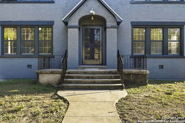 438 W Kings Hwy, San Antonio, TX 78212 - Image #3