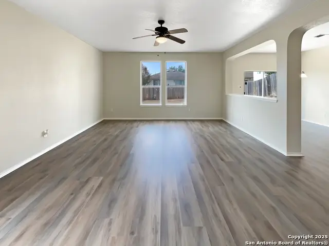 5724 Columbia, Cibolo, TX 78108 - Image #3