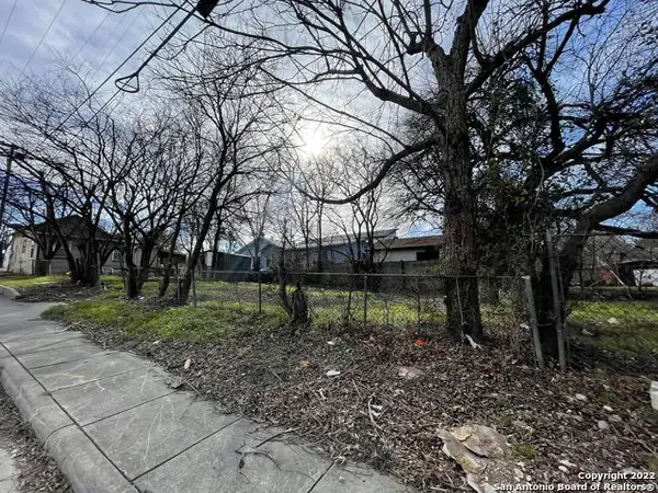 215 Grimes, San Antonio, TX 78202