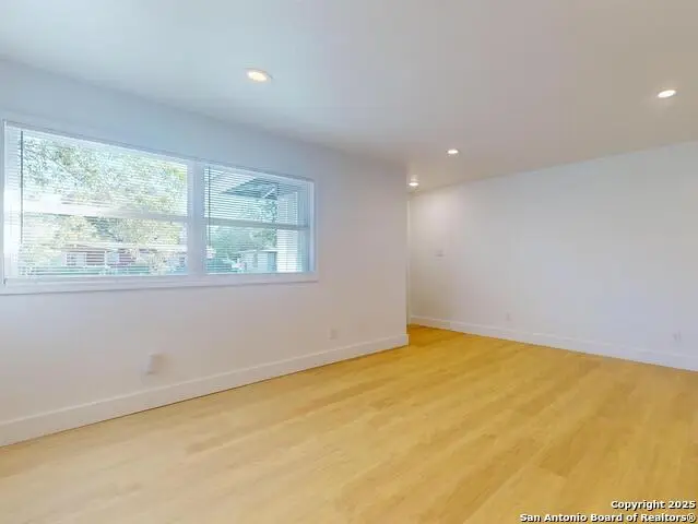 215 Artemis, San Antonio, TX 78218 - Image #3