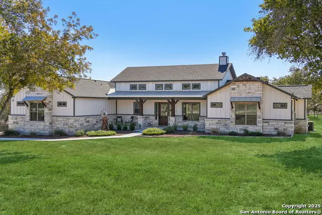 132 Wood Valley, Adkins, TX 78101 - Image #1