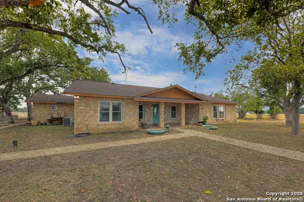 3136 Bolton, Marion, TX 78124