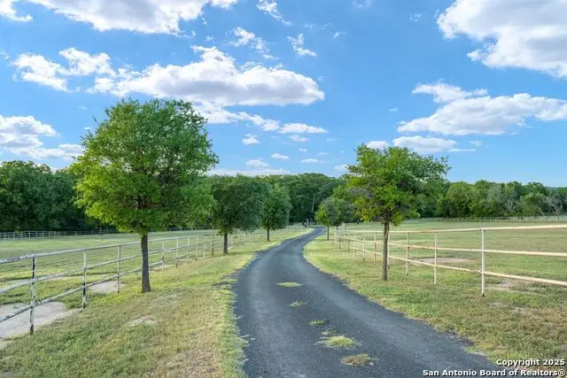 25 Zoeller, Boerne, TX 78006 - #2