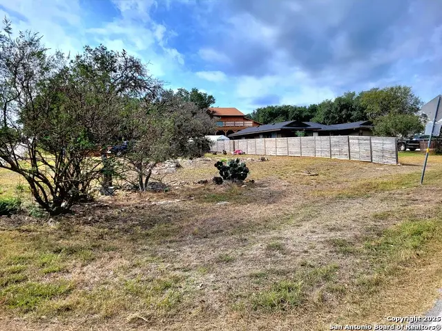 2566 Glenn Dr, Canyon Lake, TX 78133 - #1
