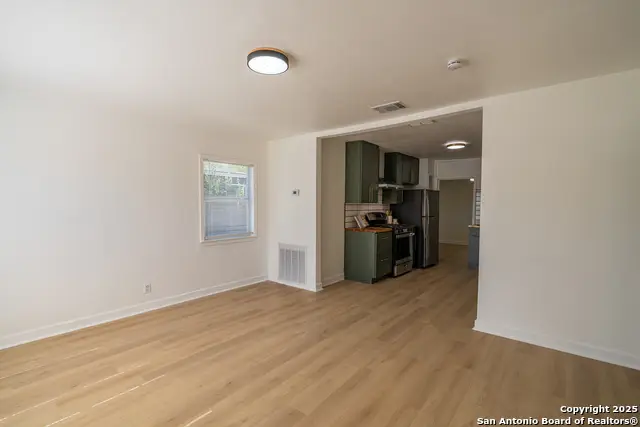1207 W Gerald A, San Antonio, TX 78211 - Image #3