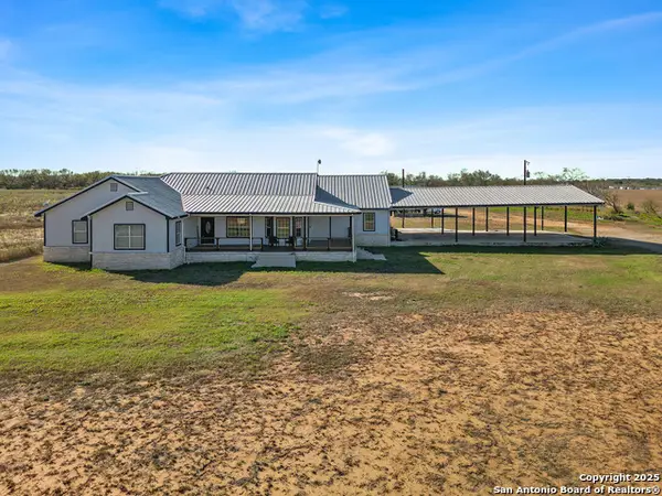4495 N Sh 16, Jourdanton, TX 78026