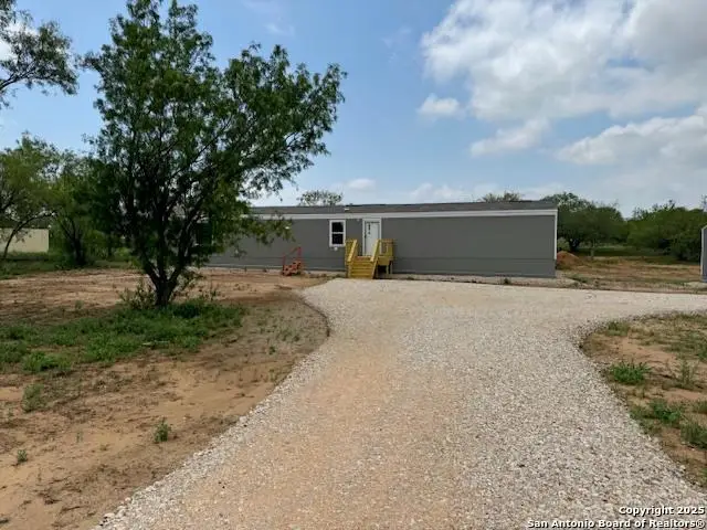 277 Cr 1647 Unit 1, Moore, TX 78058 - Image #1